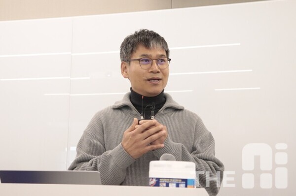 양승도 AWS코리아 SA 리더는 모델 개발과 배포 등에서 아마존 베드록이 가격 경쟁력이 있다고 밝혔다. /김동원 기자