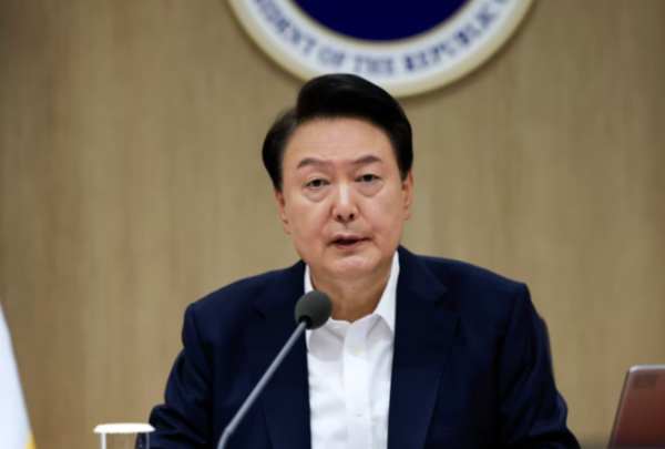 윤석열 대통령이 국무회의에서 딥페이크 이용 디지털 성범죄에 강력한 조치를 취할 것을 지시했다. / 대통령실