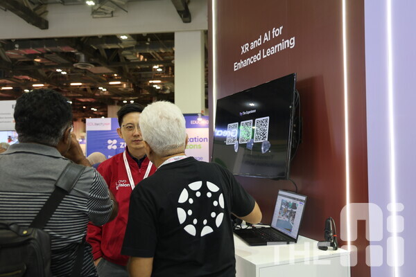 레노버가 ‘에듀테크아시아 2024’에서  XR 기반 교육 콘텐츠 솔루션을 선보였다. /구아현 기자