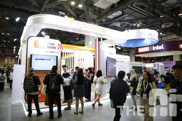 아이스크림미디어는 싱가포르에서 열린 ‘에듀테크 아시아 2024’ 참여를 계기로  해외 진출을 본격화 했다. /구아현 기자