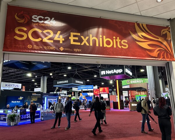 미국 애틀랜타에서 열린 국제 슈퍼컴퓨팅 컨퍼런스(SC24)에서 발표된 TOP500 슈퍼컴퓨터 순위에서 우리나라가 슈퍼컴퓨터 보유 대수 기준 세계 8위, 성능 기준으로는 10위를 기록했다. /KISTI