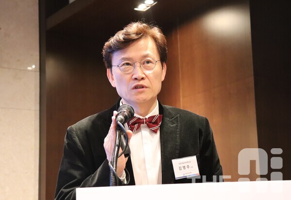 김명주 AI안전연구소장은 “앞으로 기업들을 AI 정상까지 안내하는 가이드 역할”을 하겠다고 밝혔다. /김동원 기자