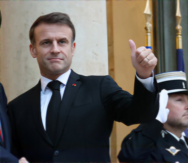 2023년 11월 24일(현지시간) 파리 엘리제궁에서 열린 한·프랑스 조찬 겸 정상회담에서 에마뉘엘 마크롱 대통령. /대통령실