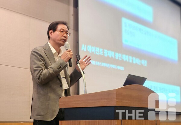 이건복 한국 마이크로소프트 상무는 LLM에 대한 논의보다 AI 활용에 집중할 시기라고 밝혔다. /김동원 기자