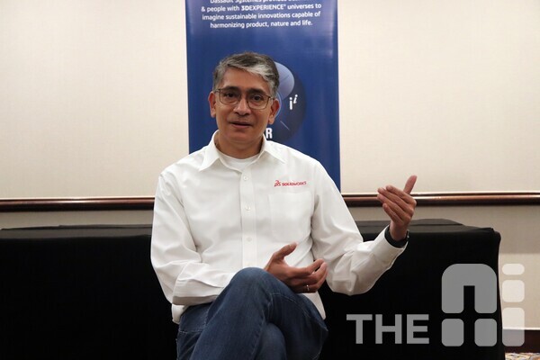 마쉬니 쿠마 솔리드웍스 CEO는 휴머노이드 로봇 제조와 가동에 있어 버추얼 트윈의 역할이 크다고 밝혔다. /김동원 기자