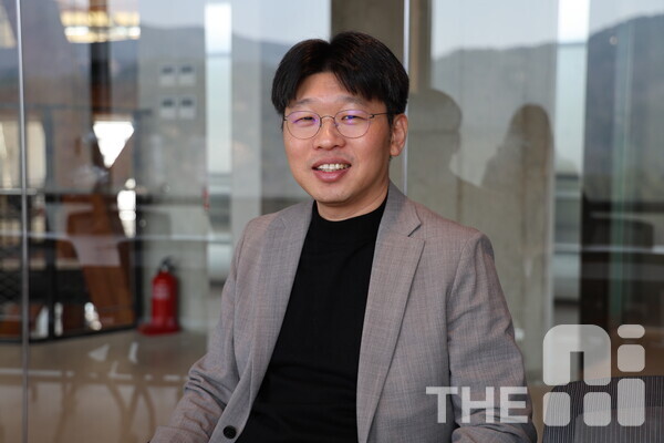 최종현 서울대 교수는 투자없이 외면온 로봇 산업이 피지컬 AI 분야 발전과 함께 다시 주목받으면서 선점 기회를 놓친 부메랑으로 돌아왔다고 지적했다. /구아현 기자