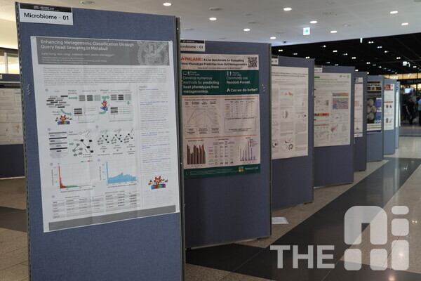 연세대학교 신촌캠퍼스 백양누리에 마련된 포스터 세션 /유덕규 기자.