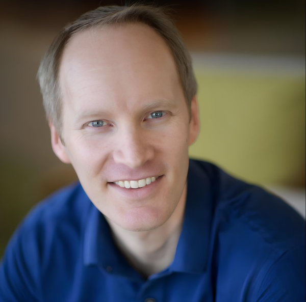 존 쿠세라(John Kucera) 세일즈포스 제품관리 수석부사장(SVP)은 “국가 리더와 정책 입안자는 AI 활용을 강구하고, 기업 리더들은 AI의 엄청난 생산성을 이용하면서도 인간의 가치를 떨어뜨리지 않는 협업 방법을 고민해야 한다”고 말했다. /세일즈포스