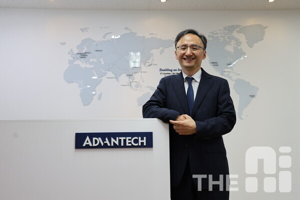 최수혁 어드밴텍케이알 부사장은 엣지컴퓨팅의 발전은 더욱 빨라질 것으로 내다봤다. /유덕규 기자