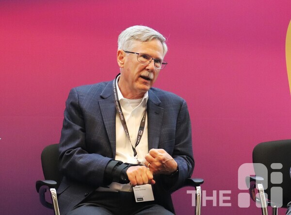 밥 슈에츠(Bob Schuetz) 에너지노스웨스트 CEO는 AWS D.C 서밋에서  “동부 리치랜드 지역은 수십 년간 원자력에 75% 호의적이었던 반면, 서부 지역은 반대 입장이 강했다”면서 “하지만 작년 조사에서는 주 전체가 75% 호의적으로 나타났다”고 말했다. /김동원 기자