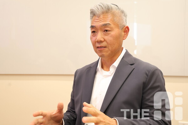 샘정(Sam Chung) 세일즈포스는 “우리 세대는 인간만을 관리하는 마지막 관리팀이 될 것”으로 전망했다. /김동원 기자 