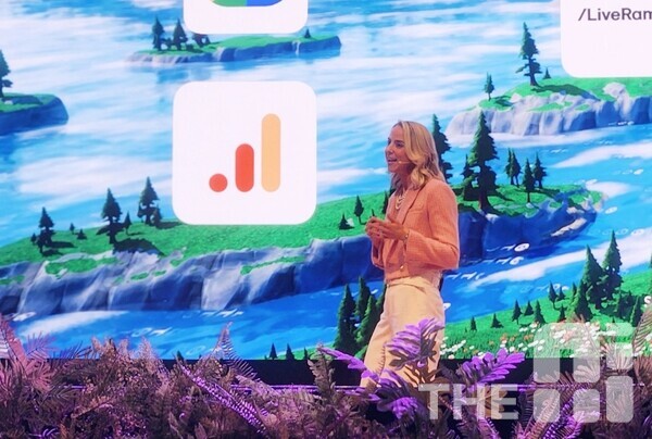 케이티 맥나마라(Katie McNamara) 세일즈포스 AI 부문 글로벌 부사장은 “기업들이 AI의 진정한 가치를 실현하려면 먼저 데이터 통합 문제를 해결해야 한다”고 조언했다. /김동원 기자