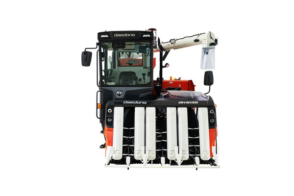 대동 DH6135-A 콤바인. /대동