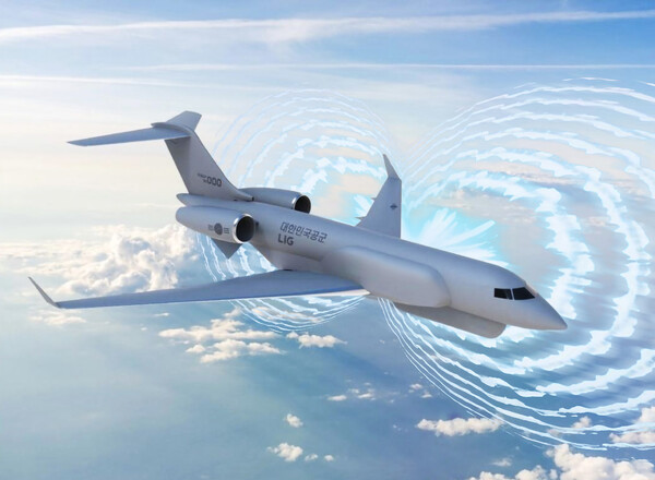 LIG넥스원과 대한항공의 전자전기 예상도. /LIG넥스원