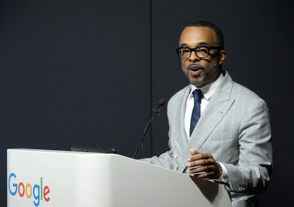 크리스 터너 구글 대외협력 정책 지식 및 정보 부문 부사장은 “구글은 한국에서 구글 지도의 기능 구현을 위한 지도 데이터 반출 신청과 관련, 그간 제기돼 왔던 우려 등을 해소하기 위해 한국 정부와의 협력을 지속하는 한편, 티맵모빌리티 등 국내 기업과의 파트너십도 강화할 것”이라고 말했다. /구글