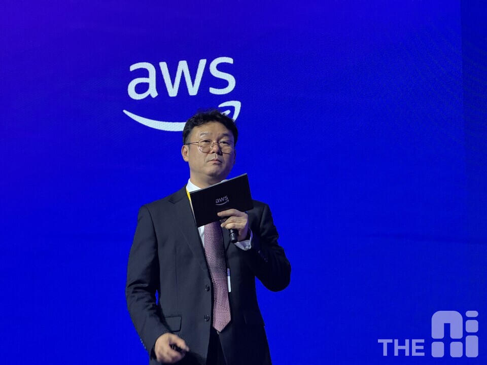 11일 서울 중구 상공회의소에서 열린 ‘AWS PS 데이 2025’에서 김재석 AWS 공공부문 어카운트 매니저는 정부 정책과 민간 기업을 지원해 나가겠다고 말했다. /유덕규 기자