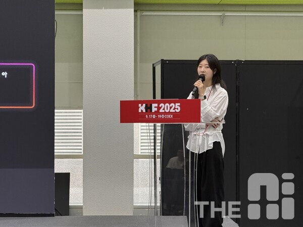 18일 서울 강남 코엑스에서 열린 국제 병원 및 헬스테크 박람회(K-HOSPITAL+HEALTHTECH FAIR, 이하 KHF)에서 조혜정 네이버클라우드 디지털헬스케어LAB 연구원은 AI 에이전트 기술이 의료진들의 업무 부담을 낮출 것이라고 전망했다. /유덕규 기자