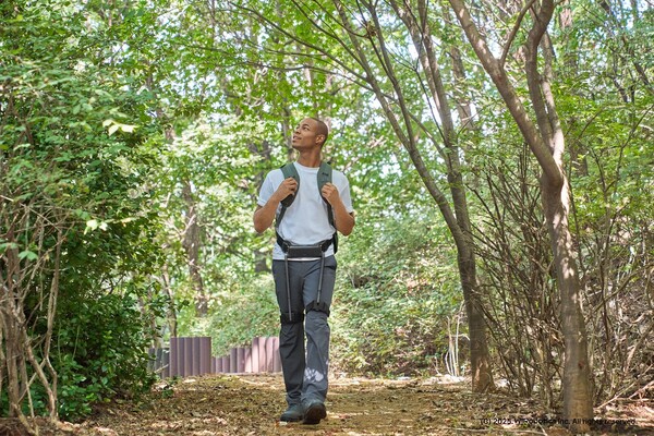 위로보틱스가 ‘블랙야크 클럽데이 – Challenge 2025’에 참가해 ‘윔 S 체험 부스’를 운영한다. /위로보틱스