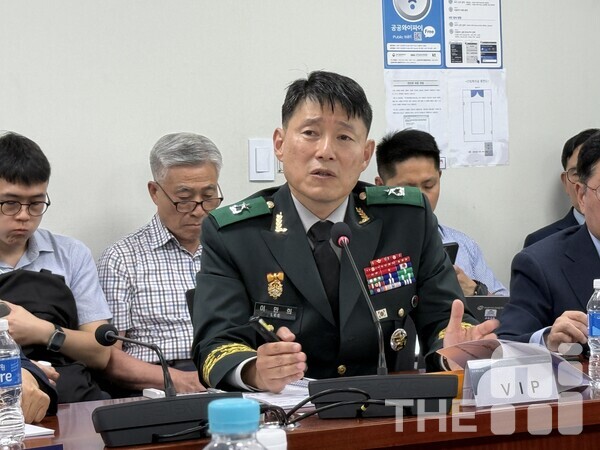 30일 국회의원회관 제2간담회실에서 진행된 ‘드론·대드론 전력지원을 위한 한국형 AI 기술발전 포럼’에서 이만희 육군교육사령부 장군은 한국형 대드론 거버넌스 구축에서 범정부적 컨트롤 타워가 필요하다고 강조했다. /유덕규 기자