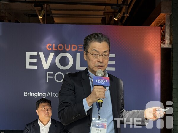 11일 서울 잠실 소피텔 앰배서더 서울에서 진행된 ‘클라우데라 이볼브(Evole) 포럼’에서 진행된 미디어 브리핑에서 최승철 클라우데라코리아 지사장은 한국 시장에서 성장을 자신했다. /유덕규 기자