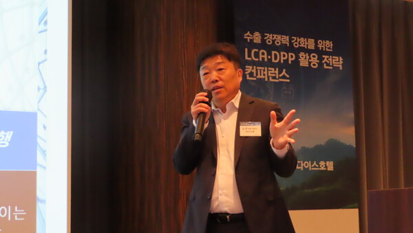김현 다쏘시스템코리아 파트너는 “한국 기업이 스스로 데이터를 만들고, 관리하고, 교환하는 구조를 정착시켜야 한다”고 조언했다. /다쏘시스템