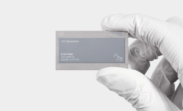 IBM 퀀텀 나이트호크 프로세서. /IBM