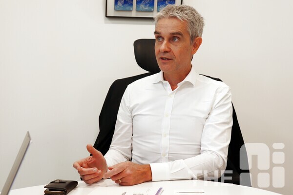 Jean Senellart, CPO, presented four core pillars—software development, hardware, digital infrastructure deployment, and education and training—saying, "Simply deploying machines or providing cloud services is not enough to make Korea a leading country in quantum computing." / Reporter Kim Dong-won