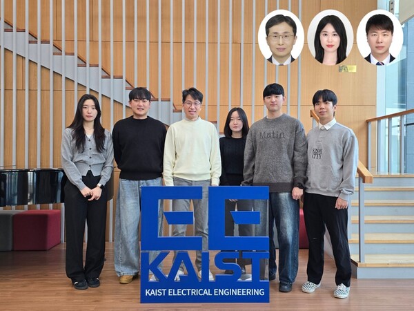 (왼쪽부터) KAIST 정효은 석박사통합과정, 김형래 박사과정, 송영민 석좌교수, 장세희 박사후연구원, 김도현 석박사통합과정. /KAIST