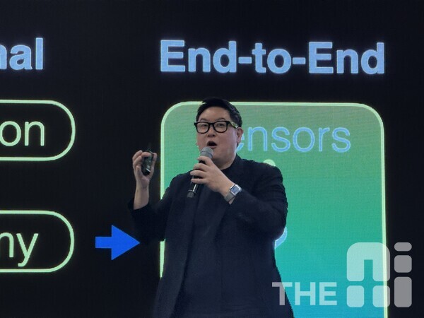 데니스 홍 미국 UCLA 기계·항공우주공학과 교수는 휴머노이드 산업의 승부처는 데이터라고 강조했다. /유덕규 기자