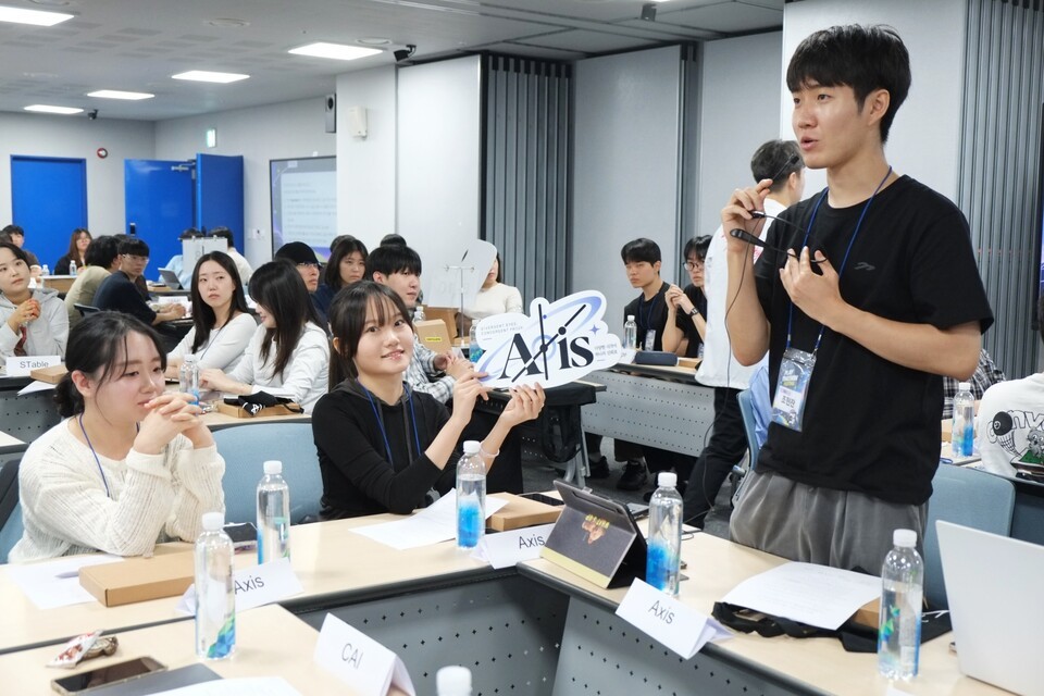 "성능만 좋으면 뭐해?" 대학생 149명이 직접 뜯어보는 AI 신뢰성 검증 대회
